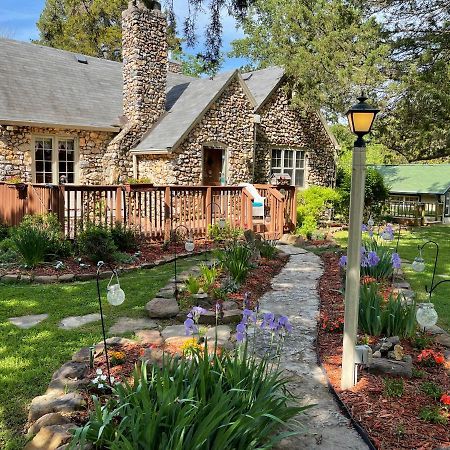 Rock Cottage Gardens B&B Eureka Springs Exterior foto